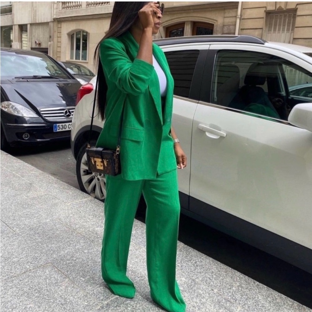 Zara Women's Green Linen Blazer